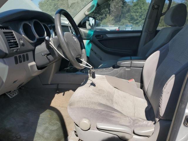 JTEBT14R540028389 - 2004 TOYOTA 4RUNNER SR5 فضي صورة 7