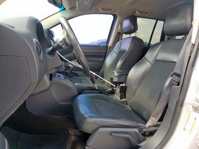 1C4NJCEA5GD675738 - 2016 JEEP COMPASS LATITUDE WHITE photo 7