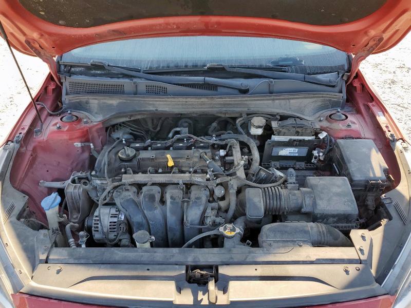 3KPF24AD4KE048723 - 2019 KIA FORTE FE Червоний фото 12