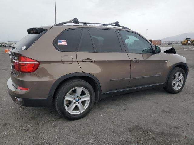 5UXZW0C52CL670826 - 2012 BMW X5 XDRIVE35D BROWN photo 3