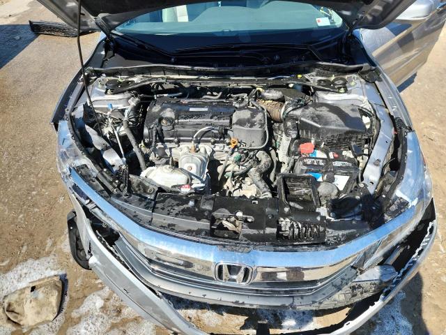 1HGCR2F84GA198745 - 2016 HONDA ACCORD EXL SILVER photo 11