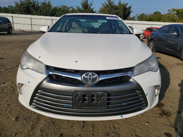 4T1BF1FK2HU442462 - 2017 TOYOTA CAMRY LE თეთრი ფოტო 5