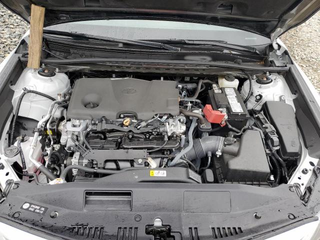 4T1T11AK7RU236534 - 2024 TOYOTA CAMRY SE NIGHT SHADE WHITE photo 11