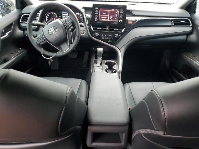 4T1T11AK7RU236534 - 2024 TOYOTA CAMRY SE NIGHT SHADE WHITE photo 8