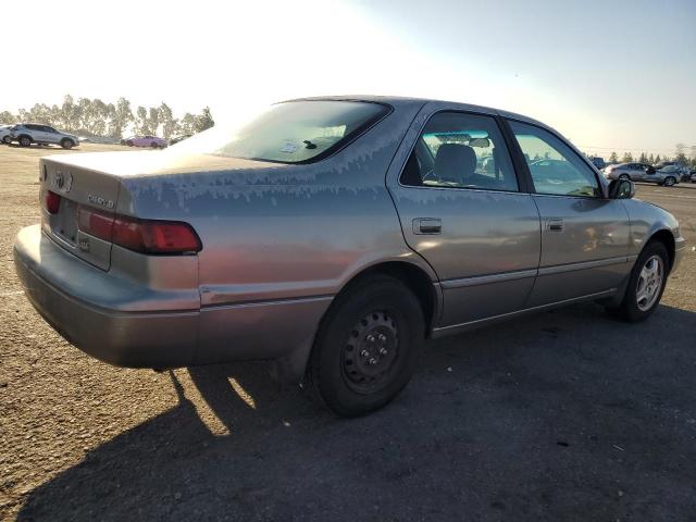 JT2BG22K0X0312885 - 1999 TOYOTA CAMRY LE GRAY photo 3