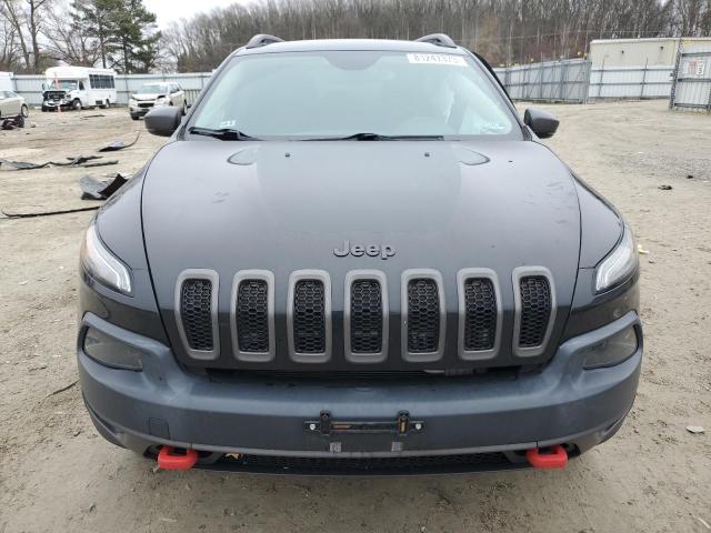 1C4PJMBX2JD572369 - 2018 JEEP CHEROKEE TRAILHAWK BLACK photo 5