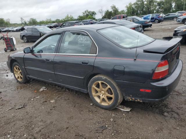 1HGCD5537RA075711 - 1994 HONDA ACCORD LX BLACK photo 2