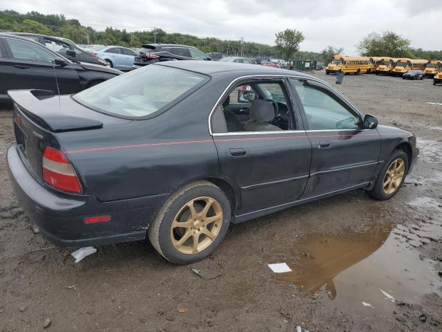 1HGCD5537RA075711 - 1994 HONDA ACCORD LX BLACK photo 3