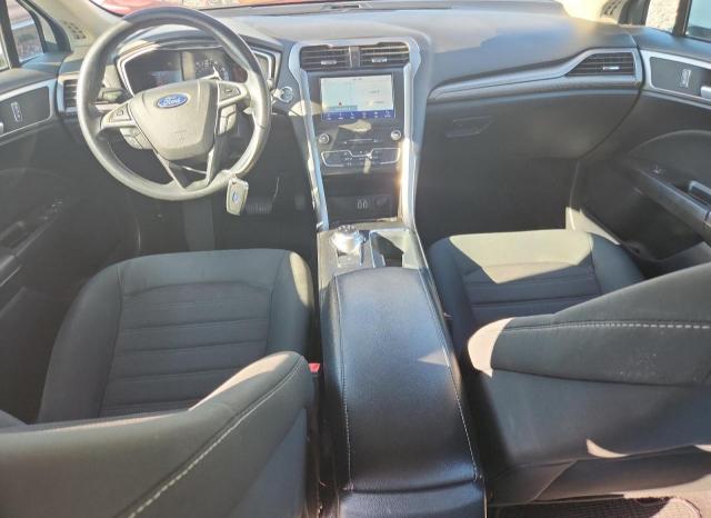 3FA6P0HD8LR261173 - 2020 FORD FUSION SE WHITE photo 8