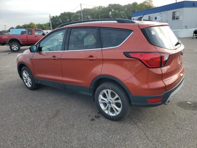 1FMCU9HD5KUA27232 - 2019 FORD ESCAPE SEL Orange photo 2