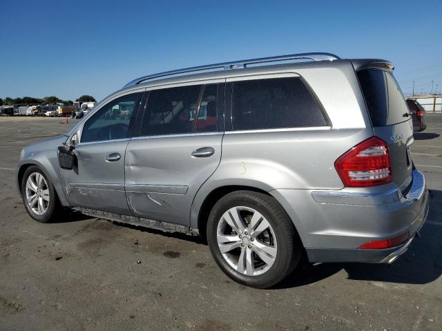 4JGBF7BE8CA785418 - 2012 MERCEDES-BENZ GL 450 4MATIC SILVER photo 2