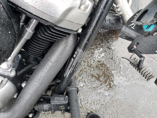 1HD1BVJ20RB040946 - 2024 HARLEY-DAVIDSON FXST ვერცხლისფერი ფოტო 8