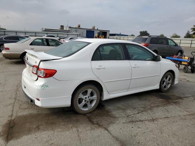 5YFBU4EE5DP100289 - 2013 TOYOTA COROLLA BASE WHITE photo 3