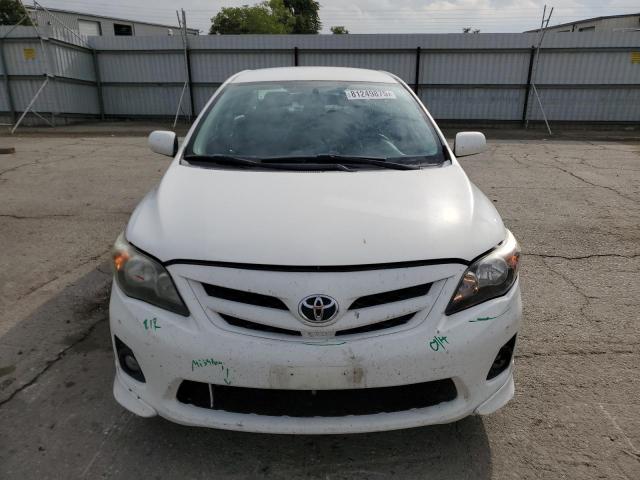 5YFBU4EE5DP100289 - 2013 TOYOTA COROLLA BASE WHITE photo 5