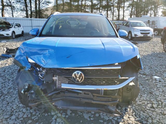 3VVYX7B2XNM099616 - 2022 VOLKSWAGEN TAOS SE BLUE photo 5