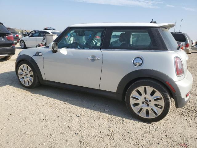 WMWMF7C50ATZ34785 - 2010 MINI COOPER S SILVER photo 2