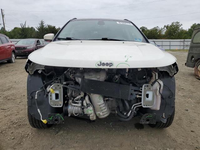 3C4NJDBB6LT239441 - 2020 JEEP COMPASS LATITUDE თეთრი ფოტო 5