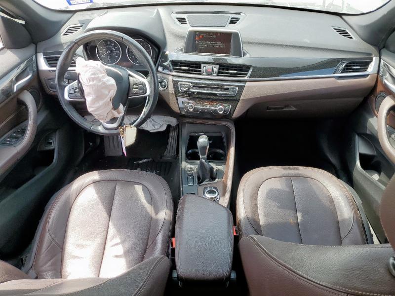 WBXHT3C39H5F76143 - 2017 BMW X1 XDRIVE28I WHITE photo 8