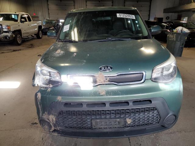 KNDJN2A29E7038505 - 2014 KIA SOUL GREEN photo 5