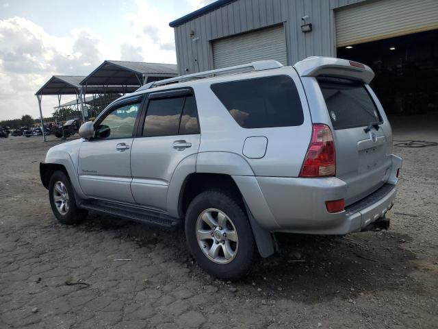 JTEBT14R358028636 - 2005 TOYOTA 4RUNNER SR5 ვერცხლისფერი ფოტო 2