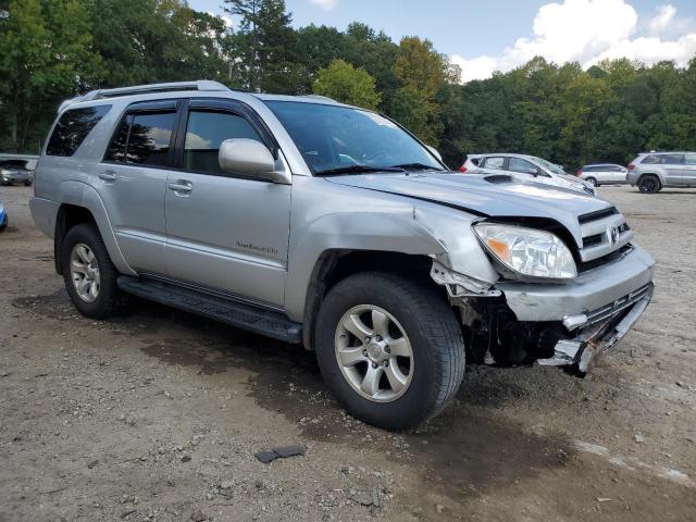 JTEBT14R358028636 - 2005 TOYOTA 4RUNNER SR5 ვერცხლისფერი ფოტო 4