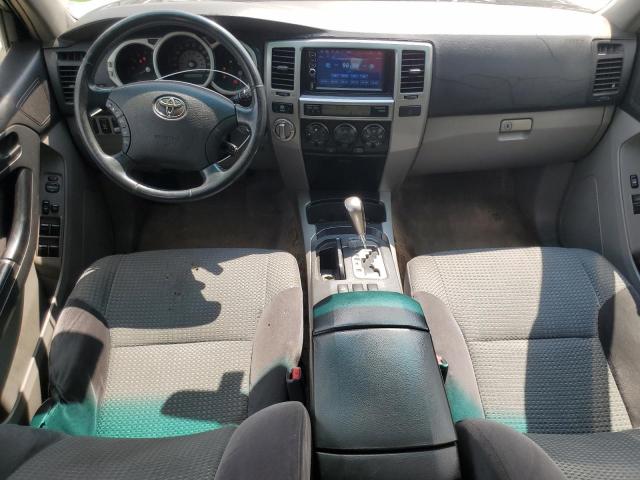 JTEBT14R358028636 - 2005 TOYOTA 4RUNNER SR5 ვერცხლისფერი ფოტო 8