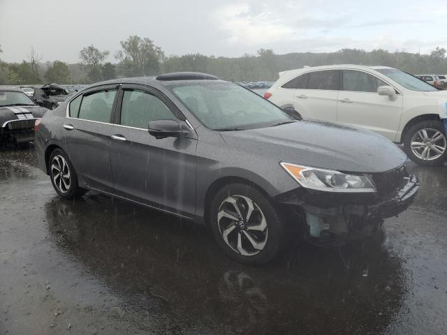 1HGCR2F7XHA105672 - 2017 HONDA ACCORD EX Gris photo 4