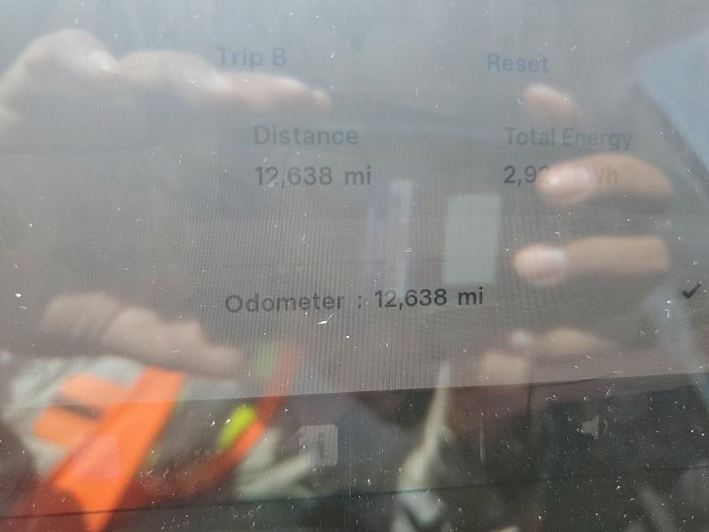 7SAYGDED7SA342535 - 2025 TESLA MODEL Y Темно-сірий фото 9