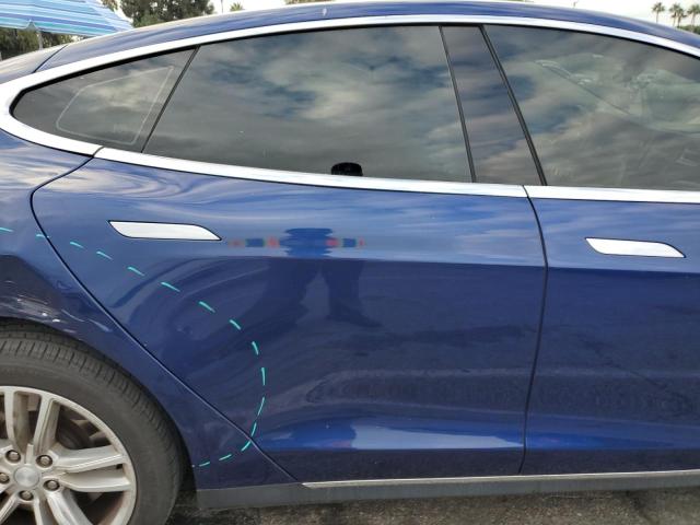 5YJSA1E15FF101817 - 2015 TESLA MODEL S ლურჯი ფოტო 10