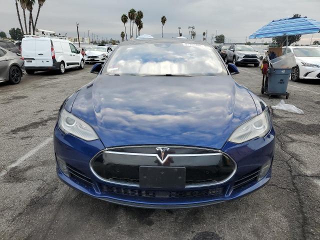 5YJSA1E15FF101817 - 2015 TESLA MODEL S ლურჯი ფოტო 5