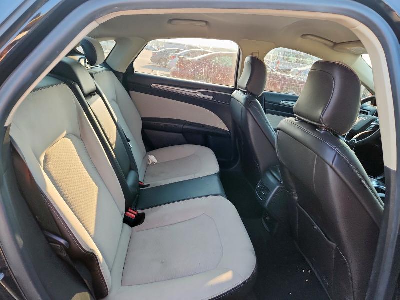 3FA6P0HD2LR187684 - 2020 FORD FUSION SE 黑色 照片 10