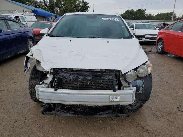 1G1JC5SH4D4165326 - 2013 CHEVROLET SONIC LT WHITE photo 5