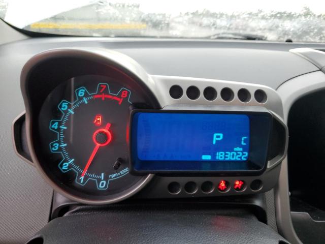 1G1JC5SH4D4165326 - 2013 CHEVROLET SONIC LT WHITE photo 9