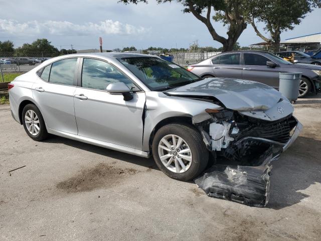 4T1DAACK9SU189157 - 2025 TOYOTA CAMRY XSE SILVER photo 4