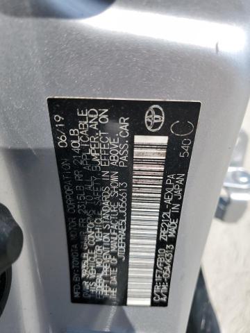 JTDEPRAE5LJ056613 - 2020 TOYOTA COROLLA LE 银色 照片 13