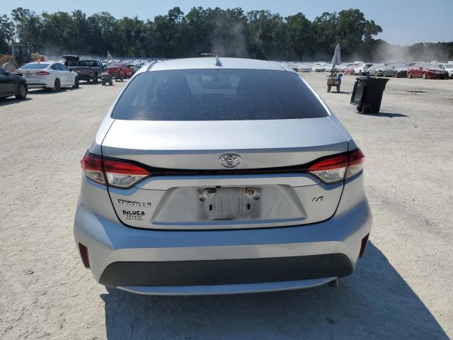 JTDEPRAE5LJ056613 - 2020 TOYOTA COROLLA LE 银色 照片 6