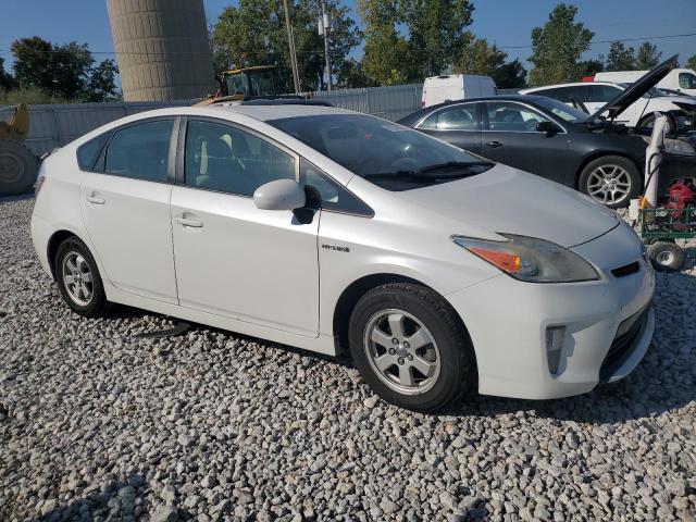 JTDKN3DU9D5694009 - 2013 TOYOTA PRIUS Beyaz fotoğraf 4