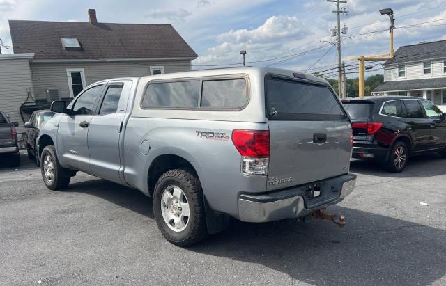 5TFUY5F10CX262829 - 2012 TOYT TUNDRA DOUBLE CAB SR5 SILVER photo 3