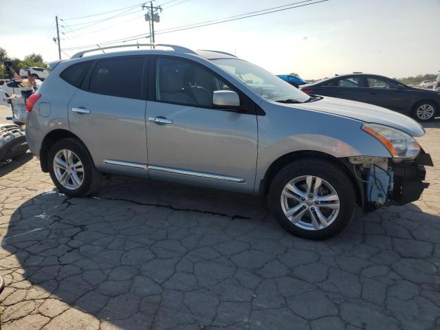 JN8AS5MT0CW262056 - 2012 NISSAN ROGUE S SILVER photo 4