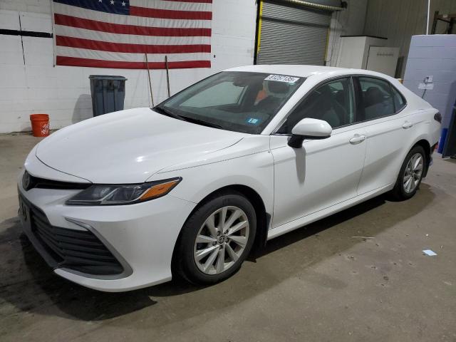2022 TOYOTA CAMRY LE, 