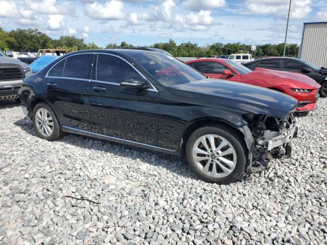 55SWF8EB2KU283098 - 2019 MERCEDES-BENZ C 300 4MATIC BLACK photo 4