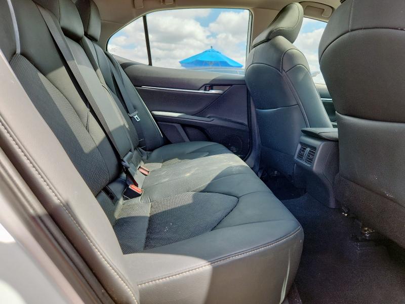 4T1BZ1HK9KU508369 - 2019 TOYOTA CAMRY XSE 白色 照片 10