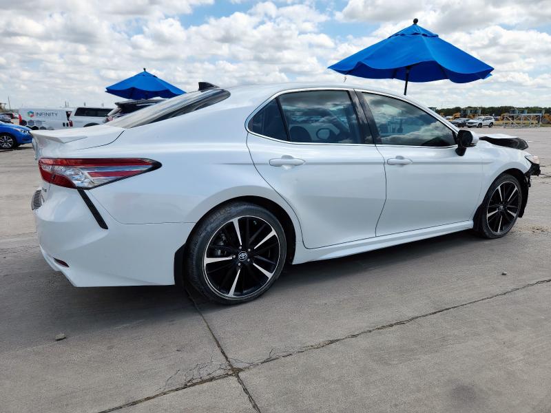 4T1BZ1HK9KU508369 - 2019 TOYOTA CAMRY XSE 白色 照片 3