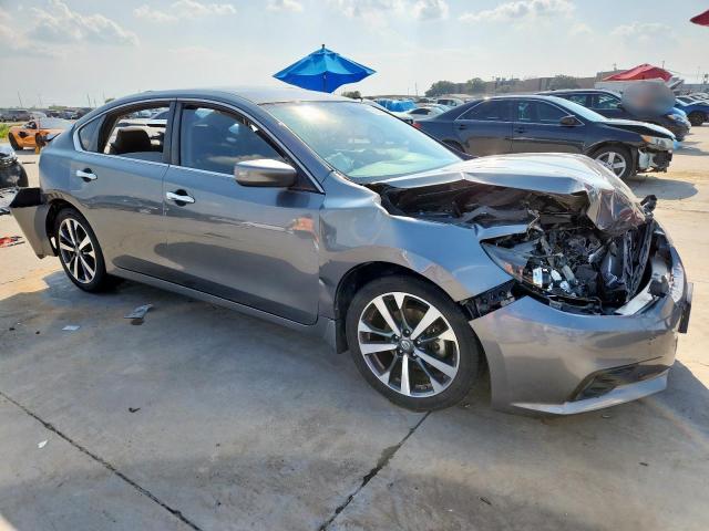 1N4AL3AP2HC121301 - 2017 NISSAN ALTIMA 2.5 GRAY photo 4