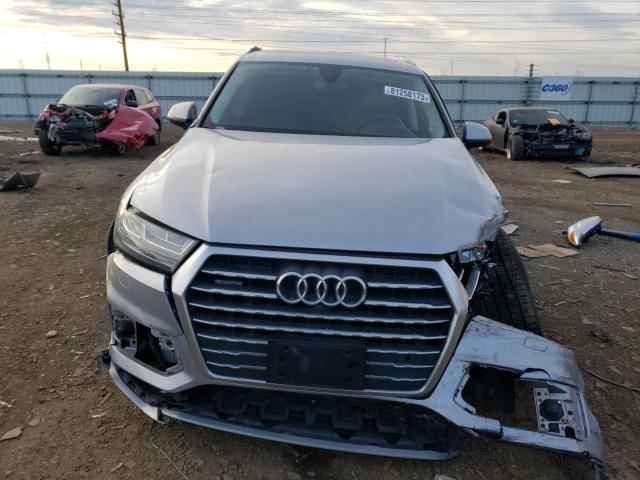 WA1VAAF7XJD027613 - 2018 AUDI Q7 PRESTIGE SILVER photo 5