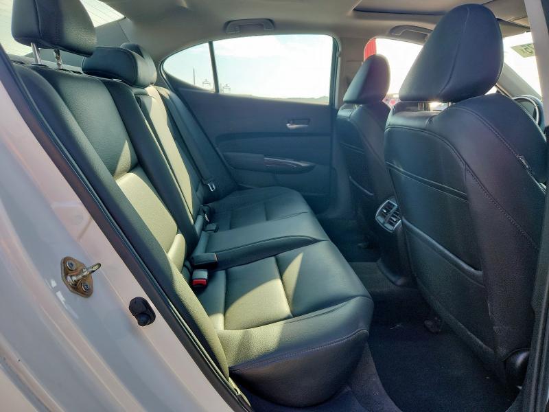 19UUB1F32GA008089 - 2016 ACURA TLX WHITE photo 10