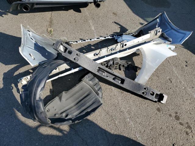 5YFEPMAE6NP320374 - 2022 TOYOTA COROLLA LE Սպիտակ լուսանկար 12