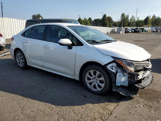 5YFEPMAE6NP320374 - 2022 TOYOTA COROLLA LE Սպիտակ լուսանկար 4
