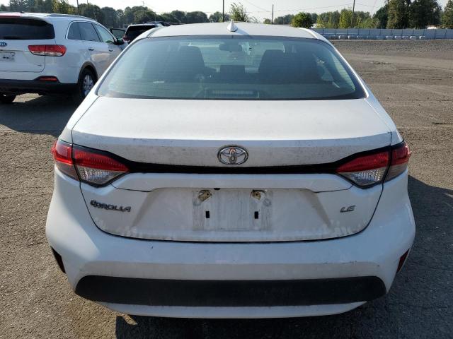 5YFEPMAE6NP320374 - 2022 TOYOTA COROLLA LE Սպիտակ լուսանկար 6