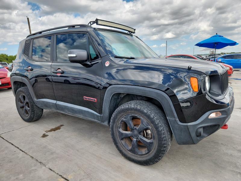 ZACNJBC18KPK06583 - 2019 JEEP RENEGADE TRAILHAWK Negro foto 4
